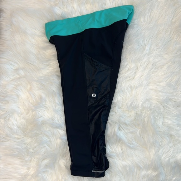 Lululemon Cut the crop leggings size 6 - Picture 11 of 12